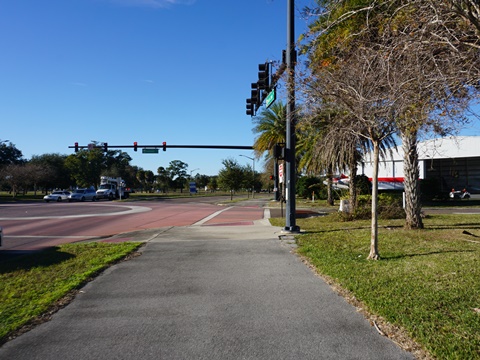 Orlando, Florida, biking, Orange County, Lake Underhill Path